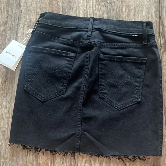 NWT Mother Denim High Waisted Smokin' Double Micro Fray Skirt size 27 - Picture 6 of 9